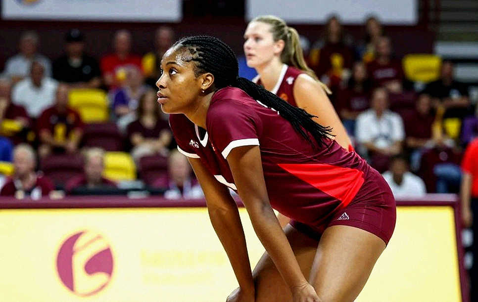 Top 16 NCAA lần đầu mùa 2026: Nebraska số 1, và vì sao Texas 9-6 vẫn đứng thứ 12