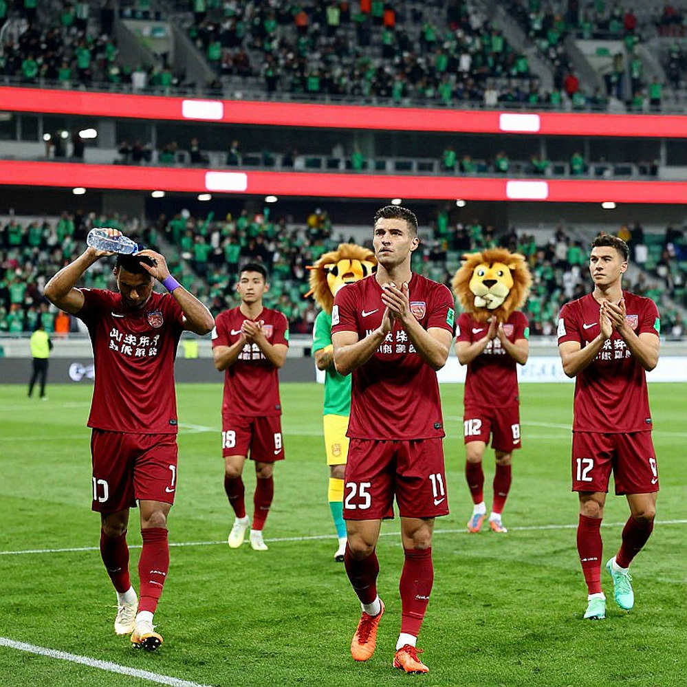 V.League mùa giải thường niên: 20 phút cuối được quyết định từ ghế dự bị