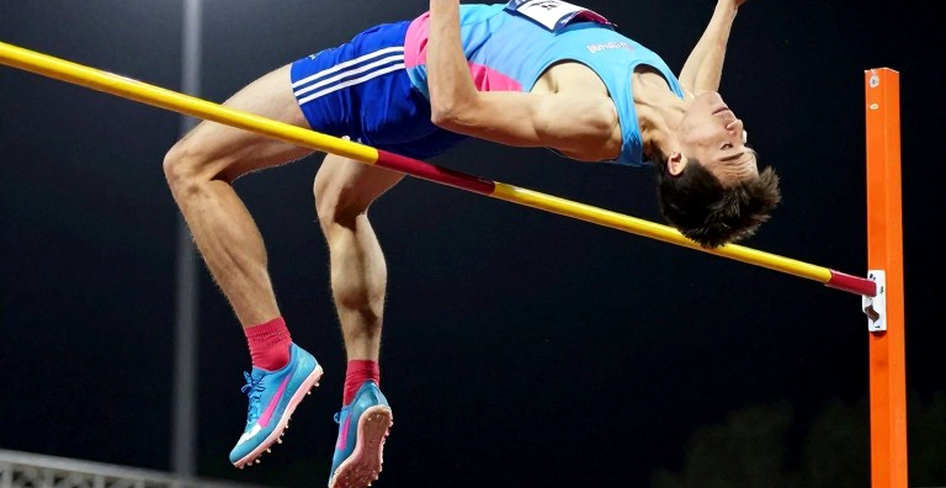 21,47 giây và một quảng cáo: Khi đường chạy 200m phải trả lời câu hỏi không thuộc về nó